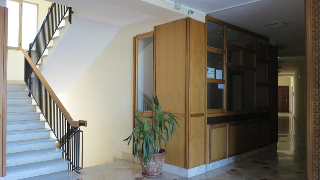 Pretty Panoramic Apartment - Half Way Center-Vomero District Neapel Exterior foto