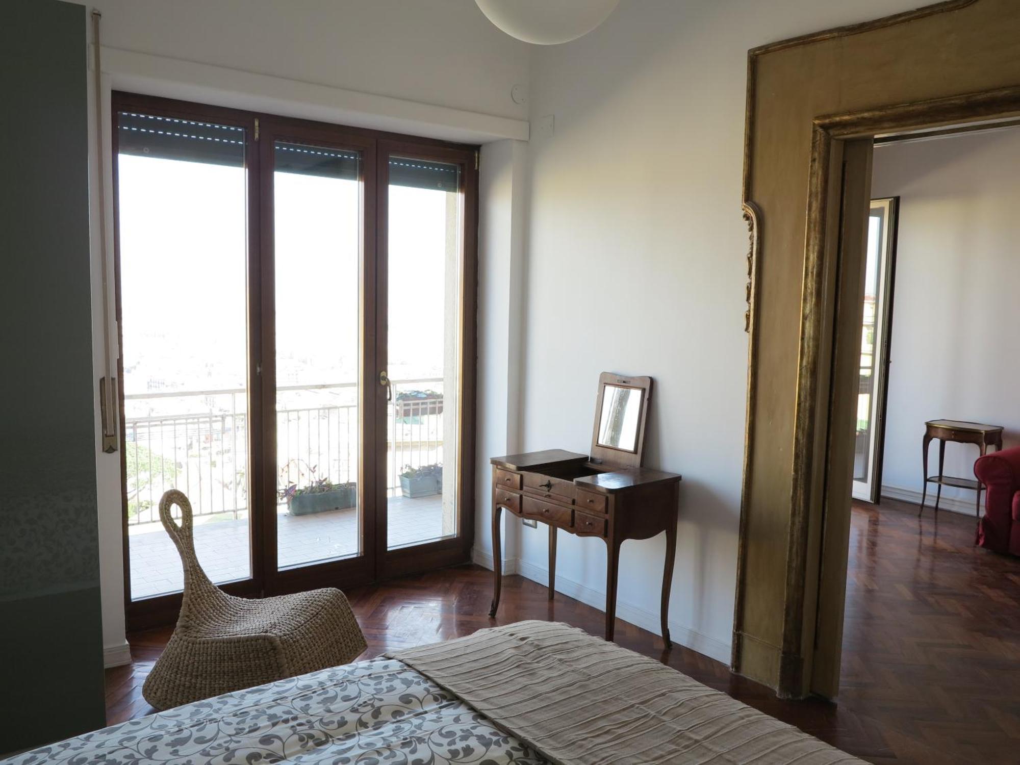 Pretty Panoramic Apartment - Half Way Center-Vomero District Neapel Exterior foto